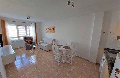 Morro Jable Apartment | Apartamento Sarah 2A, 2min to the beach and promenade, central and quiet. Free WIFI