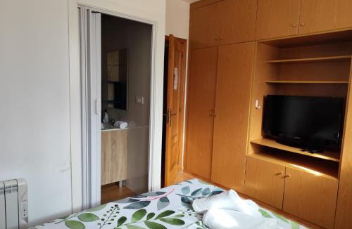 Hortaleza House | Apartamento y Habitaciones El Colmenar