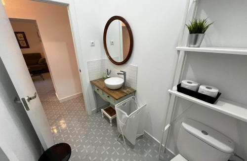 Talavera de la Reina Apartment | Apartamentos Mula y Morales - Bajos céntricos con entrada independiente
