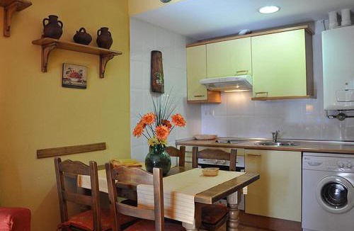 Biescas Apartment | Apartamentos Los Pirineos - Atencion personal