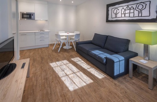 Castelldefels Hotel | Apartamentos Playa de Castelldefels