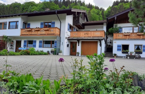 Ramsau Apartment | Apartment no. 2, 1-2 persons, 45 sqm, 1st floor with private terrace, south-facing