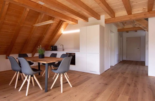 Schoenwald Apartment | Apartment "Haus Mühlenfranzenhof" with Balcony & Wi-Fi