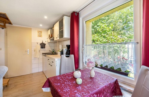 Bastei House | Apartment 'Marks' with Private Terrace and Wi-Fi
