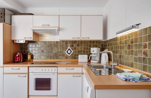Triberg im Schwarzwald Apartment | Apartment 'Reinhardt' with Private Terrace and Wi-Fi