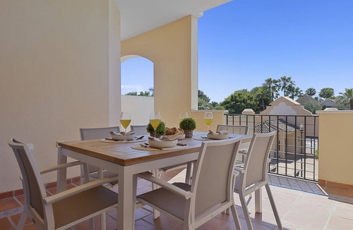 Puerto Banus Apartment | Apartment in Las Mimosas de Banús for 4 people | 22E