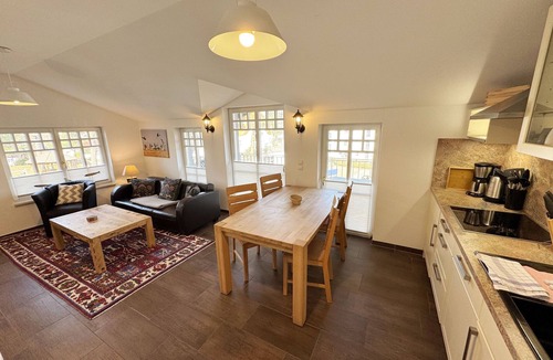 Ostseebad Baabe Villa | Apartment 03 with fireplace, balcony & sea view - A: Haus Strandkiefer - close to the beach