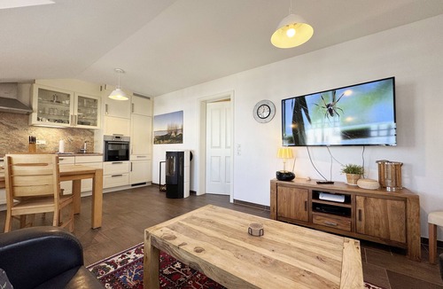 Ostseebad Baabe Villa | Apartment 03 with fireplace, balcony & sea view - A: Haus Strandkiefer - close to the beach