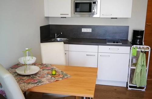Altmannstein Apartment | Apartment ∙ 1 bedroom ∙ 2 guests