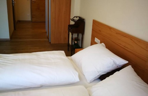 Altmannstein Apartment | Apartment ∙ 1 bedroom ∙ 2 guests