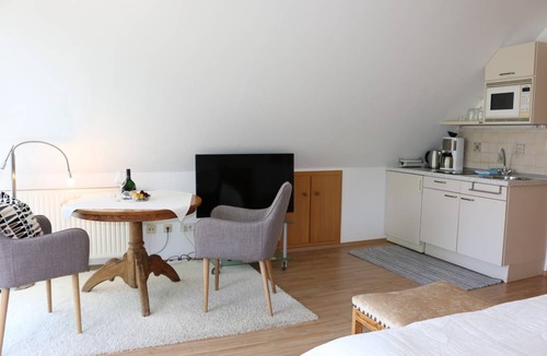 Sommerach Apartment | Apartment ∙ 1 bedroom ∙ 2 guests