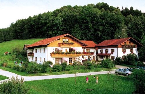 Bad Birnbach Apartment | Apartment ∙ 1 bedroom ∙ 2 guests