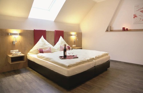 Altdorf Apartment | Apartment ∙ 1 bedroom ∙ 3 guests