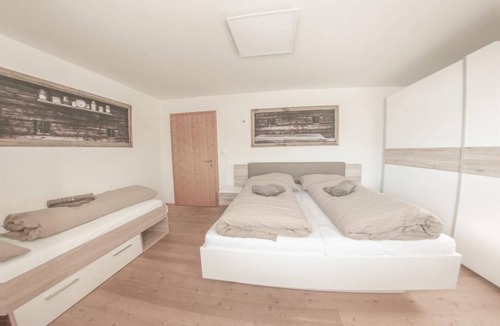 Kirchbichl Apartment | Apartment ∙ 10 guests