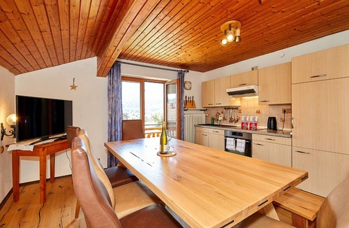 Unterwoessen Apartment | Apartment 191 sqm, 2-10 persons, 4 bedrooms, living room, kitchen, terrace