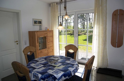 Ueckeritz Apartment | Apartment 2.2 - 55sqm with fireplace and 2 bedrooms - ADS apartments *approx. 20