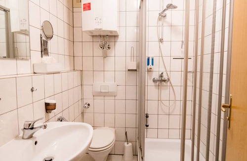 Merkendorf Apartment | Apartment ∙ 2 bedrooms ∙ 4 guests