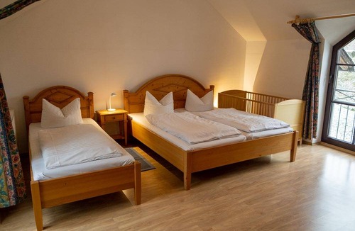 Berg Apartment | Apartment ∙ 2 bedrooms ∙ 3 guests