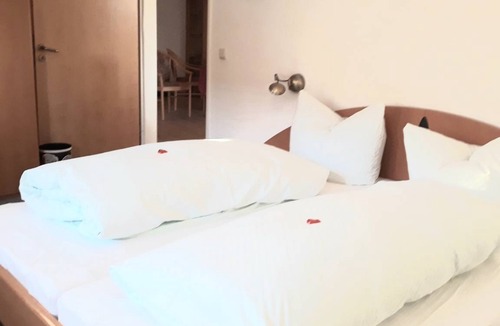 Naila Apartment | Apartment ∙ 2 bedrooms ∙ 5 guests