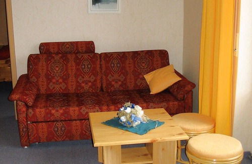 Wasserburg Apartment | Apartment '2, 49qm, Balkon' with Shared Pool, Shared Terrace and Wi-Fi