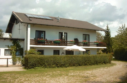 Gollenshausen a.Chiemsee Apartment | Apartment 2a - south-facing balcony with mountain view, 50 sqm