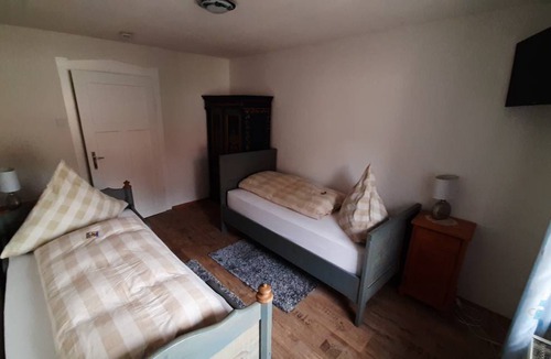 Rosstal Apartment | Apartment ∙ 3 bedrooms ∙ 7 guests