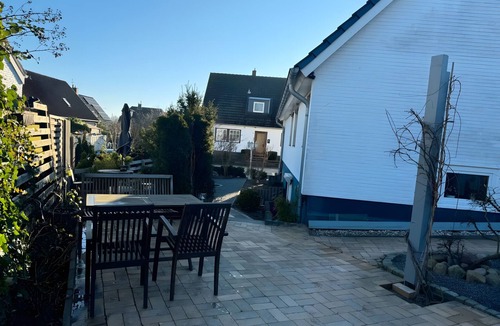 Neuhof Apartment | Apartment '3' with Shared Garden and Wi-Fi