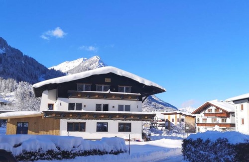 Bichlbach Apartment | Apartment ∙ 3 guests