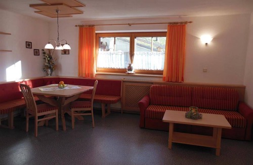 Stummerberg Apartment | Apartment ∙ 4 guests