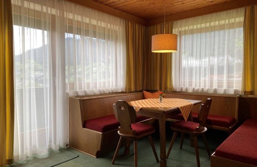 Arzl im Piztal Apartment | Apartment ∙ 4 guests