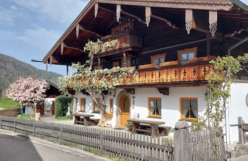 Vordermiesenbach Apartment | Apartment 42sqm, upper floor, 1 bedroom, living room, kitchen, WLAN, max. 2 p.