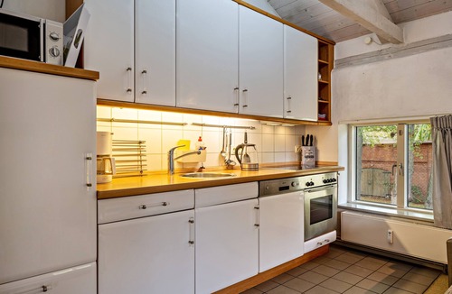 Curau Apartment | Apartment "5 Galeriewohnung" with Private Garden & Wi-Fi