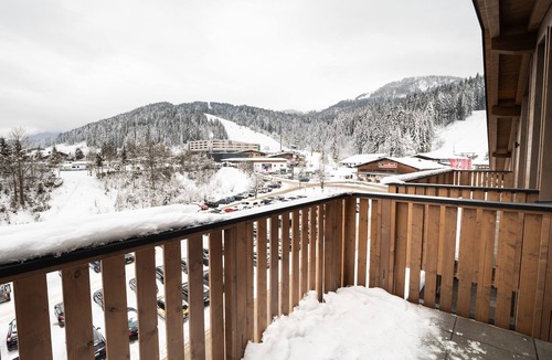 Fieberbrunn Apartment | Apartment 50 m from Obingleitn ski lift