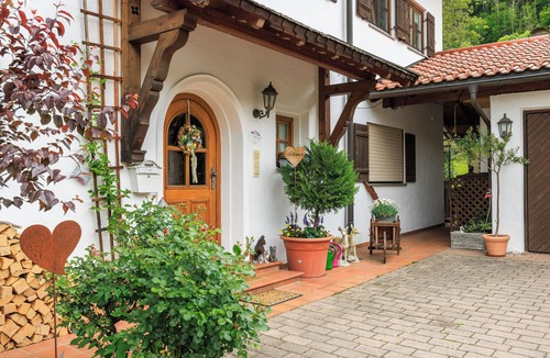 Sankt Valentin Apartment | Apartment 54sqm, balcony, kitchen, 1 bedroom, living room, max. 2 persons
