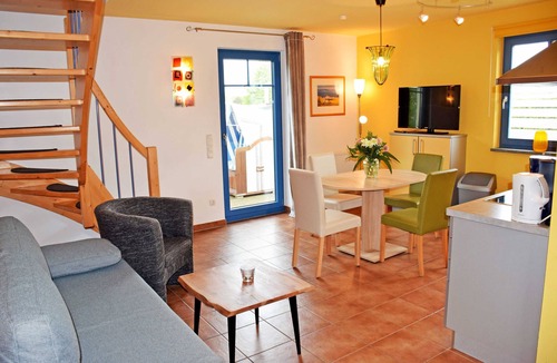 Lobbe Cottage | Apartment 7 Küstenhus with terrace - Vacation apartments on the Baltic Sea beach with