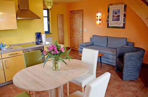Lobbe Cottage | Apartment 7 Küstenhus with terrace - Vacation apartments on the Baltic Sea beach with