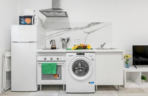 Ciudad Lineal Apartment | Apartment A Private Complex Metro 4Pax