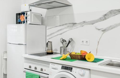 Ciudad Lineal Apartment | Apartment A Private Complex Metro 4Pax