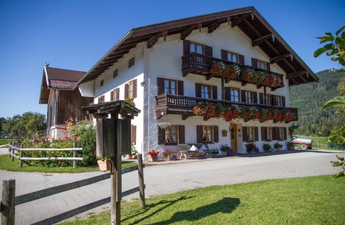 Breitmoos Apartment | Apartment Ahorn for 4 persons with balcony, 50 sqm