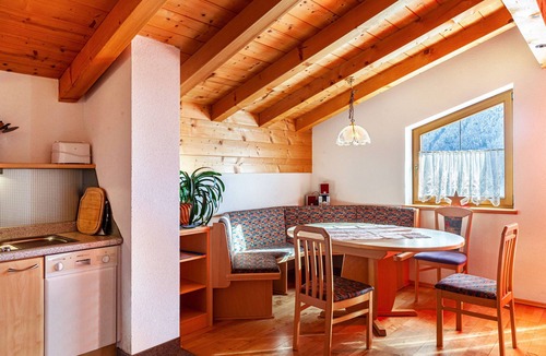 Gattererberg Apartment | Apartment "Ahornblick" with Mountain View, Wi-Fi & Balcony