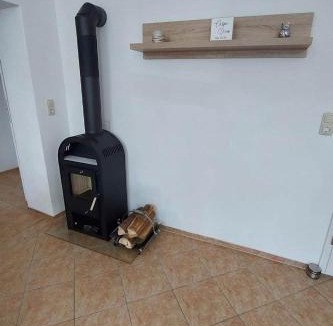 Bad Gottleuba-Berggiesshuebel Apartment | Apartment am Hofladen Hellendorf - Sächsische Schweiz by Interhome