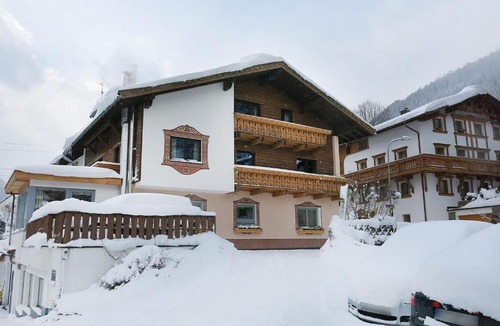 Sankt Anton am Arlberg Apartment | Apartment Am Schönbach - STA153