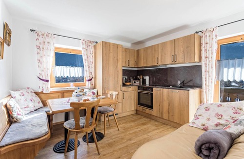 Mittenwald Apartment | Apartment 'Amethyst' Near the Ski Lift with Mountain View, Wi-Fi & Balcony