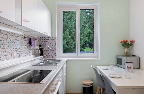 Kempten Apartment | Apartment 'Amselnest' with Private Terrace, Private Garden