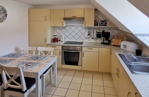 Schlutup Apartment | Apartment 'Ankerplatz in Lübeck' with Private Terrace and Wi-Fi