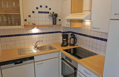 Ried im Oberinntal Apartment | Apartment Apart D by Interhome