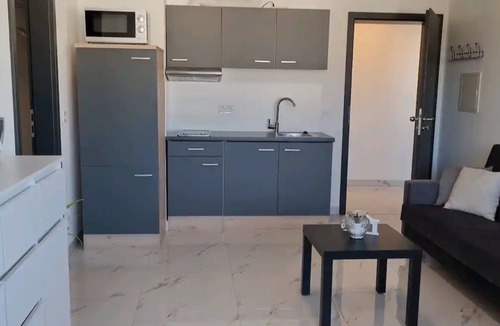 Abensberg Apartment | Apartment 'Autunno Nummer 5' with Balcony and Wi-Fi