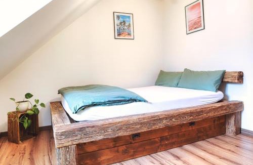 Pfaffenhofen an der Ilm Apartment | Apartment Bavaria - Zentral mit Stellplatz, Küche & Netflix