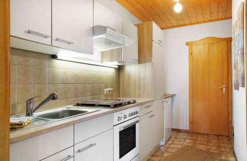 Hauzenberg Apartment | Apartment "Bayerwaldtraum" with Shared Pool & Wi-Fi