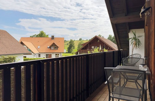 Oberreitnau Apartment | Apartment 'Birkach 35' with Balcony and Wi-Fi